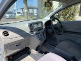 ☆クルマ買ったらエンジンオイル無料のテクノオートリアルです。納車時より走行距離4000キロ又は6ヶ月に一回のペースでご来店していただければ、エンジンオイル交換が無料です!工賃・オイル代金が0円!
