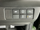 運転席から操作しやすい各種スイッチ