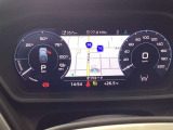 ドイツ車には特徴があり、メーターのメモリに一部色がついています。これはドイツでは推奨速度という考えがあるためです。安全で快適に走る際に適している速度を指しています。