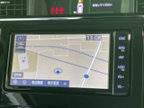 高精細な地図表示で、スムーズなナビゲーションを実現。詳細なルート案内で、安心して目的地へ向かうことができます。