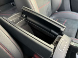 お問い合わせは正規ディーラーメルセデス・ベンツ北大阪サーティファイドカーセンター0120-838-038までお気軽にお問い合わせください。