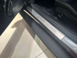 アルミ・シルキック装着。ドアを開けた時のレーシーな印象を与えます。