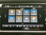 多彩なメディアに対応し、お好みの音楽をクリアに楽しめます。Bluetooth接続も可能で、ハンズフリー通話も快適です。
