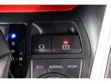 電動パーキングブレーキを搭載。スイッチ操作でパーキングブレーキを作動・解除することが可能ですので、操作の力が不要ですよ♪