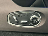 Seating - 12 Way Electric Front Seats With Memory