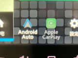 AppleCarPlay/AndroidoAuto対応!スマホとつなぐことによりナビ画面にてスマホ内のアプリを転写し、アプリを使う事もできます。一部機種によって対応できないものもあります。