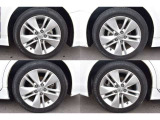 215/55R17 純正アルミホイールでございます♪ 夏タイヤは新品を装着いたします♪