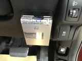 高速道路のご利用時にとても便利なETC車載器付。カードをセットするだけで高速道路を利用でき、お財布にも優しく,料金所をノンストップで通過でき便利です。