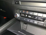 エアコンはオートエアコンです☆快適な空間で運転していただけます☆
