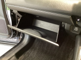 車を初めて購入されるお客様や、車にあまり詳しくないお客様にもわかりやすく丁寧に説明させて頂きます♪