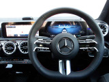 車輌に関する装備・価格等ご不明点などお気軽にお問合せ下さい。また、総額価格に関しましては車輌本体価格に納車に関わる費用等は別途料金がかかります。詳細は当店スタッフへお問い合わせ下さいませ。