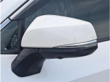 走りにこだわりながら収納力も持ち合わせたお車です。荷物を載せて軽快なドライブを楽しめますよ♪