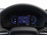 Google アシスタントを呼べば、友人や家族、会社の同僚への連絡や、車内環境の調整も思いのまま。ルート案内やエンターテイメント機能を利用する際も、ステアリングから手を離す必要はありません。