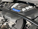 530PSを発揮するマセラティ製3000ccV6ツインターボ「ネットゥーノ」ユニット。軽やかなふけ上がり、気持ちの良いメカニカルサウンド、迫力の走りをぜひご体感下さい