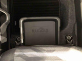 収納ボックスがついており便利に使用出来ます。