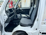 お車を展示している場所は、和歌山市和佐関戸252-3(セブンイレブン和佐関戸店前)と、和歌山市布施屋(ほしや)44番地のどちらかに無人で展示しておりますので、ご自由にご覧になってくださいませ!!