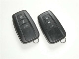 【スマートキー】簡単便利機能♪キーを取り出さずにドアを施錠&解錠。クルマの始動も可能です。