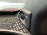 JBLツイータースピーカーが付いています。