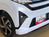 死角になりやすい左右方向の障害物をブザーで知らせてくれるコーナーセンサー搭載
