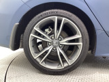 純正アルミホイール☆Honda車にぴったりなデザインです。