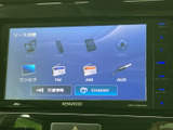 多彩な画面表示で、運転に集中できる情報を提供。快適なドライブをサポートする、便利な機能が充実しています。