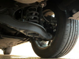お車を安心してお乗りいただく為には、足回りの定期点検が欠かせません。サービスサポート(有償保証)では無料点検もご提供しており、安心のカーライフをお過ごしいただけるサポート体制が整っています。