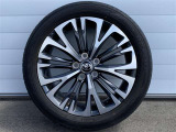 夏タイヤ 215/50R18
