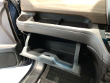 当店での販売車両は、車検整備はもちろん、車検残ありの車両でも点検整備をしっかり終わらせてからお客様へ引き渡し致しますので、安心してご購入いただけます♪