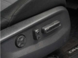 ◆電動シート装備◆シートポジションの調節が電動でできます。体格にあった細かな位置調整ができます!