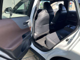 洗練されたデザインの運転席回りはドライビングの愉しさを予感させてくれます♪