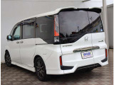 自社工場を3拠点完備しております。重整備やカスタムを始め、ご購入後のお車のメンテナンスも弊社にお任せください。