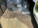 中古車は一物一価、同じようなお車でも、整備状況、外内装の状態など様々です。