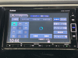 停車時に映像を楽しめます。休憩中や待ち時間などに活用でき、快適なひとときを過ごせます。
