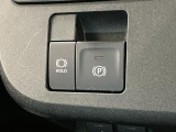 品質へのこだわり!フロアマットやシートなど車内をキレイに清掃し、ニオイや汚れなどを徹底的にクリーニングしてもらっております。室内はピカピカです☆