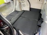 軽の看板が目印です!届出済 未使用車をお探しの方はこちらの看板を目印にお越しください。※似たような看板のお店がございますのでお間違えのないようご注意ください。