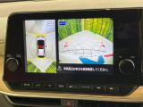 【アラウンドビューモニター】専用のカメラにより、上から見下ろしたような視点で360度クルマの周囲を確認することができます☆死角部分も確認しやすく、狭い場所での切り返しや駐車もスムーズに行えます。