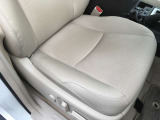 お車御覧いただきありがとうございます。トヨタのランドクルーザープラド入庫致しました!