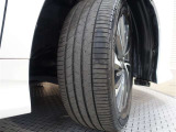 タイヤサイズは205/55R17となっております♪