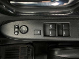 パワーウィンドウ付き☆運転席で全部の窓を開閉することが可能!!