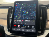 USB・Bluetooth・TV・FMラジオなど多彩なメディアソースに幅広く対応。また、Apple CarPlayやAndroid Autoを利用すれば、スマホを簡単に接続できます。