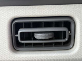☆お車についた傷やヘコミ、事故の修理もハヤシにお任せください。自社鈑金工場で修理ができますの安心です☆