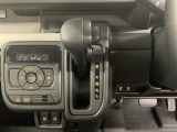 届出済 未使用車販売だけでなく、買取、下取、車検、メンテナンス、保険もバッチリ!お客様のトータルカーライフをしっかりサポートいたします。