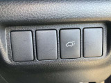 運転席でリヤゲートの開閉が出来きます!週末のお買い物にも便利です!