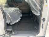 フロアマットも綺麗にクリーニングして納車しております!