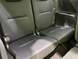 後部座席は、着脱も簡単で、荷物をたくさん積む時にも便利です。ライフスタイルに合わせて使い分けられます。