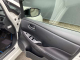 運転席側のドア部。パワーウィンドーのスイッチになります。
