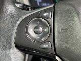 【ステアリングスイッチ】手元のボタンから、オーディオやナビなどの操作ができるので、よそ見をせずに安全に運転に集中できます!