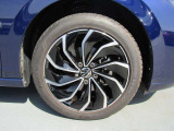 右フロントタイヤ&純正アルミホイール225/45/R17