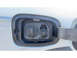 【充電口】AC充電Type1/6kKW DC充電CHAdeMO/85kW