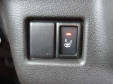 運転席側のみのシートヒーター付き